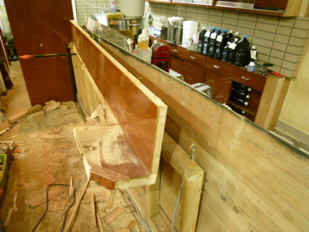 DIY セルフリノベーション「カウンターの撤去」