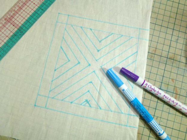 幾何学模様の絞り染め