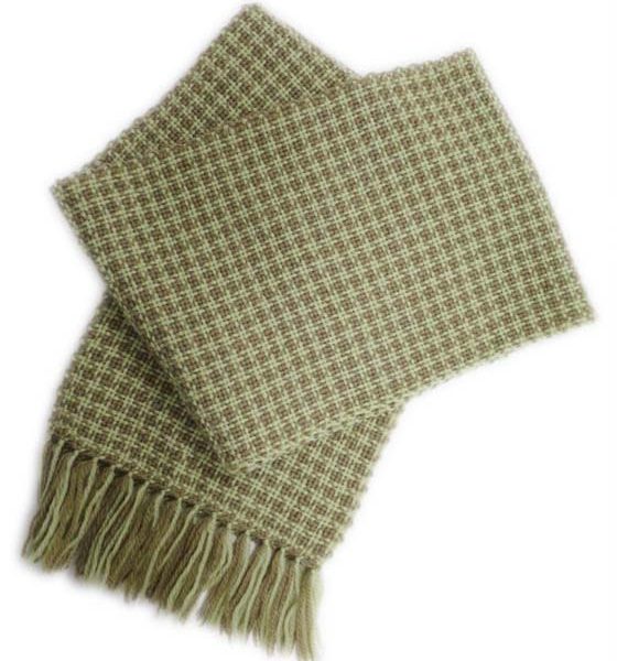 クリスマスプレゼントに手織りマフラー