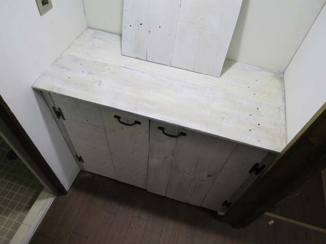 DIY セルフリノベーション『廃材で作るドレッサー』