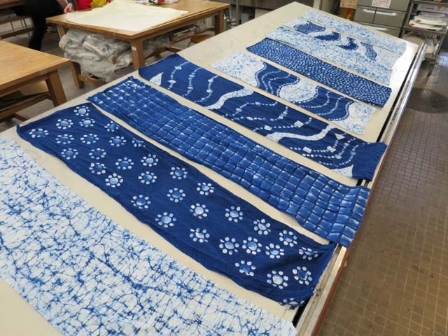 ろうけつ染めの手ぬぐい