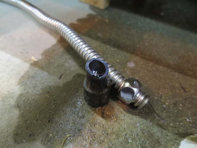 ワークショップ･スペースのシンク設置 （その３）