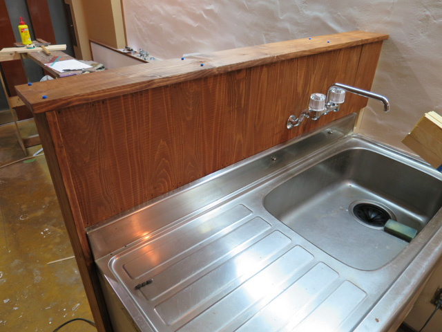 ワークショップ･スペースのシンク設置  （ほんとに完結編!）