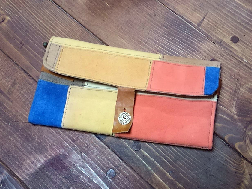 草木染の鹿革の長財布