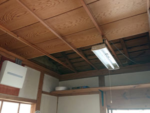 DIYリノベーション「勝手口の天井」