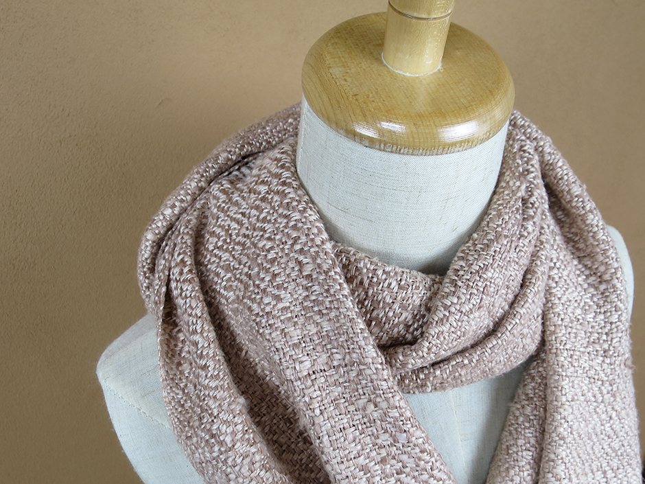 桜染めのストール