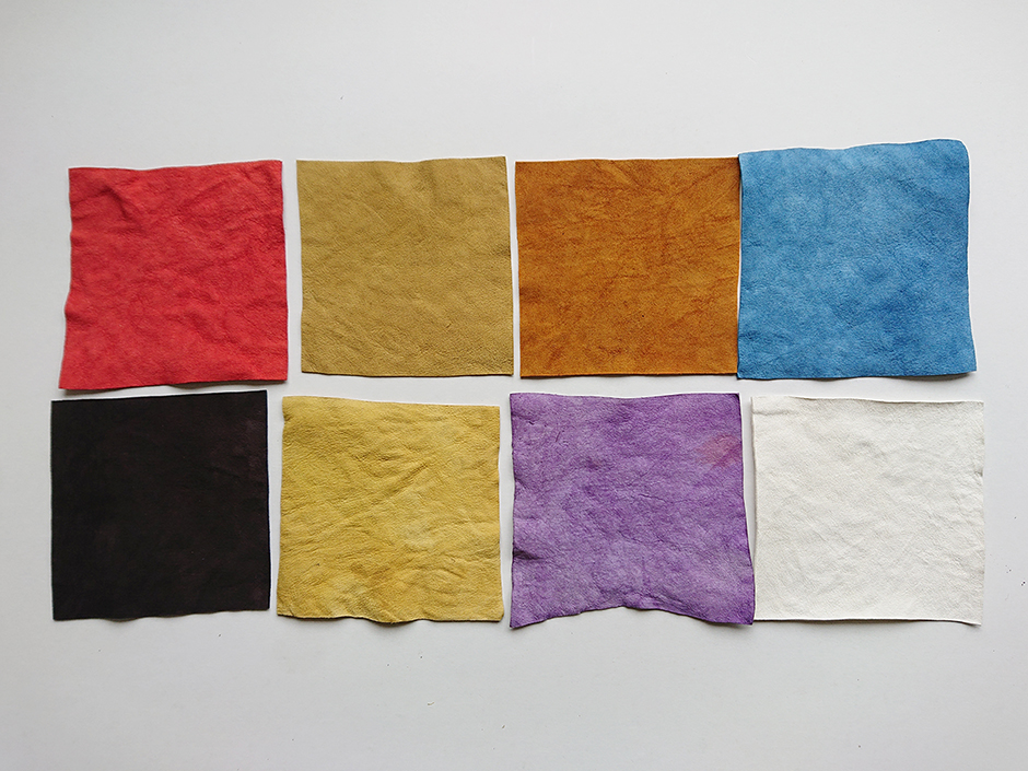 皮革（牛革・鹿革）と牛の角の草木染