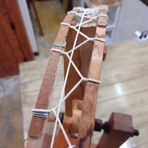 糸車（紡車）の修理