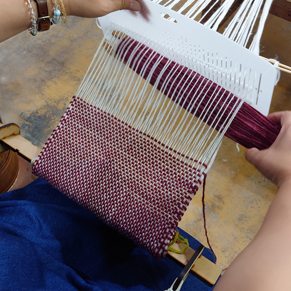 ご好評につき、第二段！【一日体験教室】腰機で本格的な織物にチャレンジ！