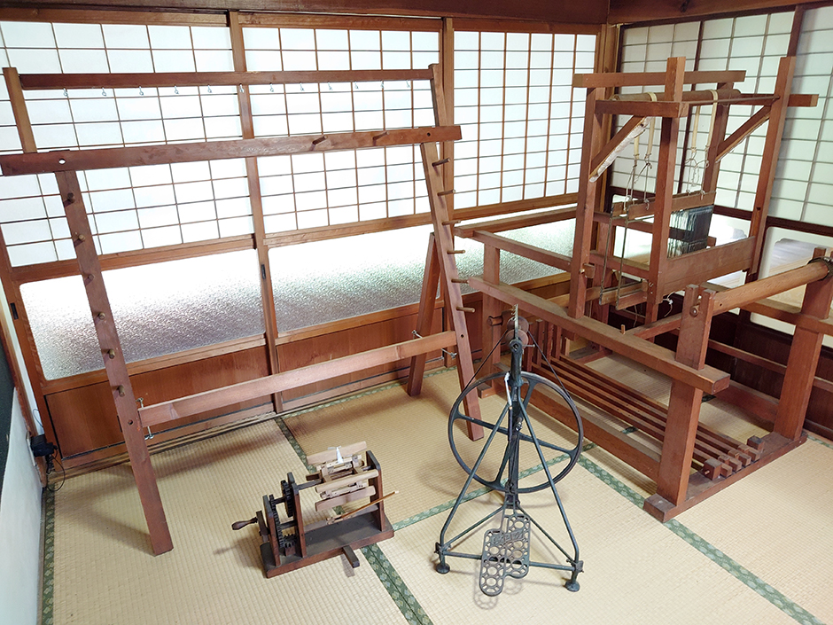 織り工房 内部