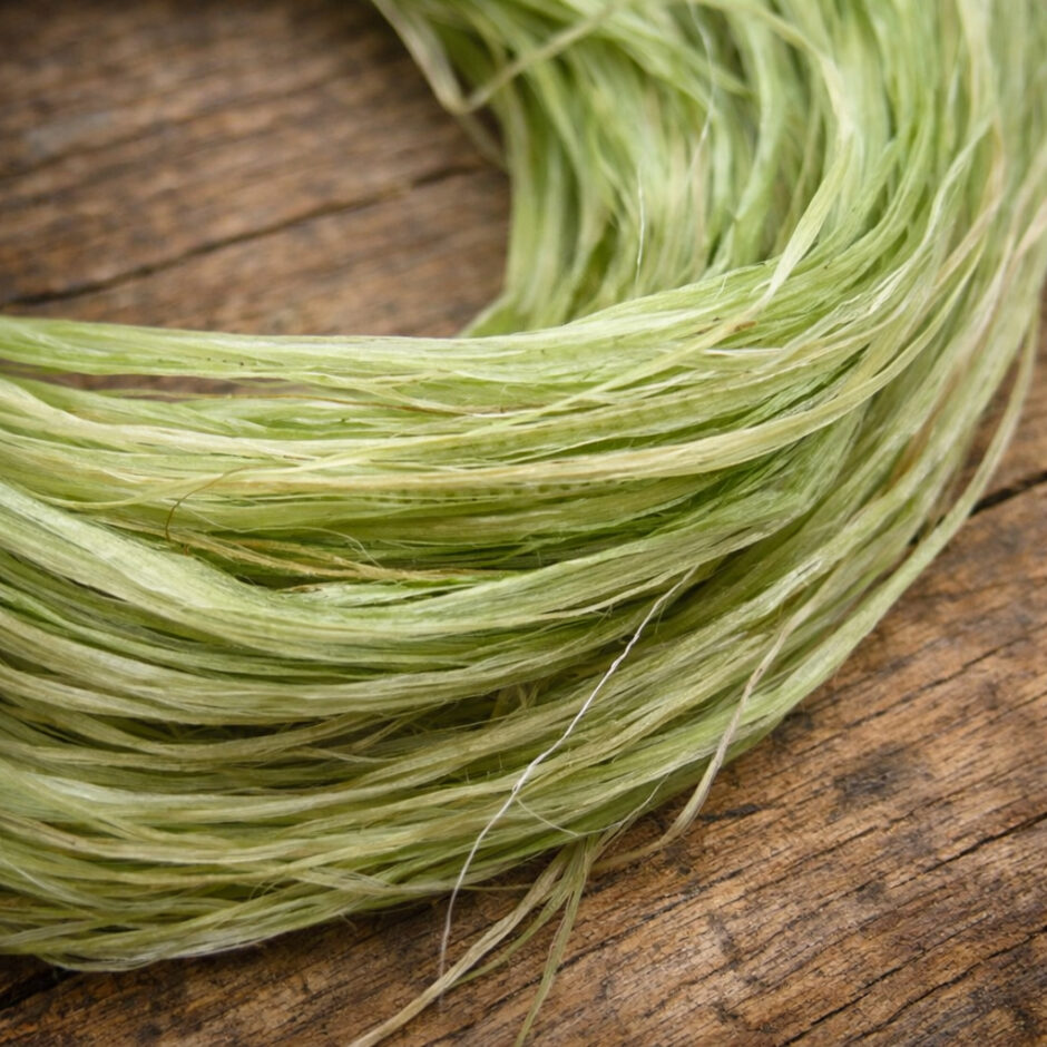 自然布（山布）研究所／苧麻（カラムシ）の繊維